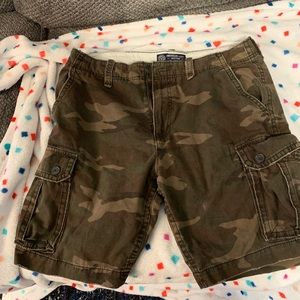 American Eagle cargo shorts